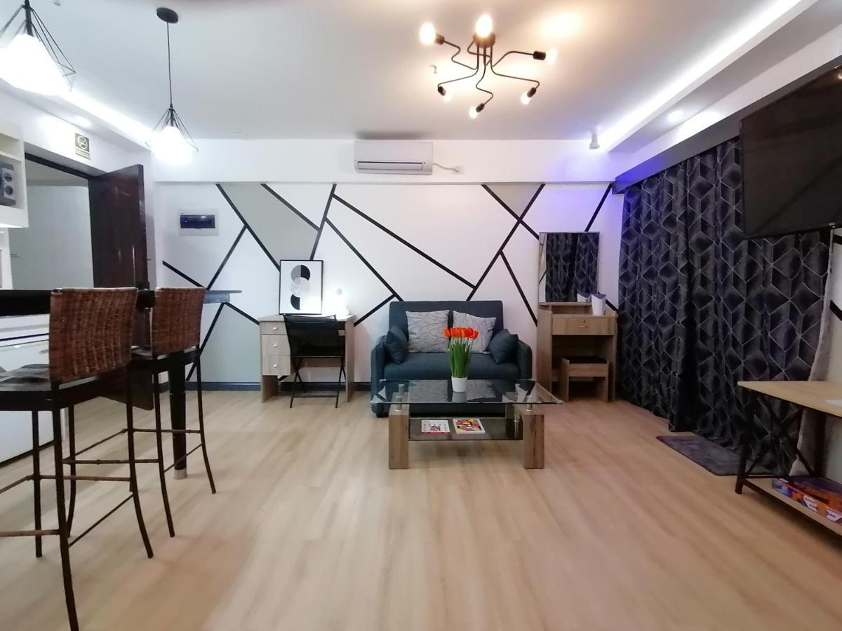 Condo Azur Suites E507 Near Airport, Netflix, Stylish, Cozy With Swimming Pool ماكتان المظهر الخارجي الصورة